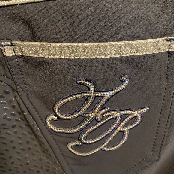 Pikeur Full-Seat Grip Breeches - Size 31/32 (EU 42) - Black with Silver Trim - Picture 6 of 13